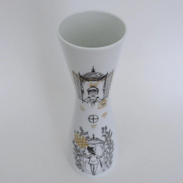 Mid 20th Century Raymond Peynet for Rosenthal Vase For Sale - Image 5 of 9