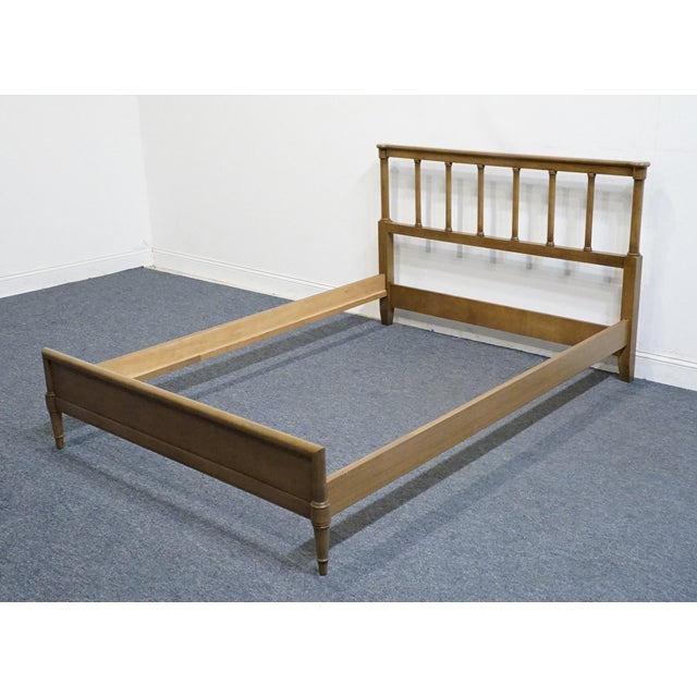 American Drexel Furniture Walnut Early American Shaker Style Full Size Bed J15-1 For Sale - Image 3 of 10