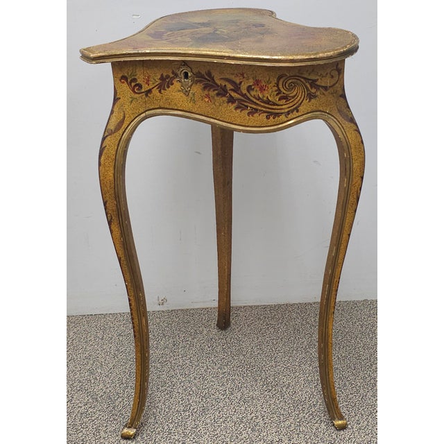 Mid 20th Century Louis XV Style Hand Painted Keyed Lift-Top Heart Form Side Table For Sale - Image 9 of 12