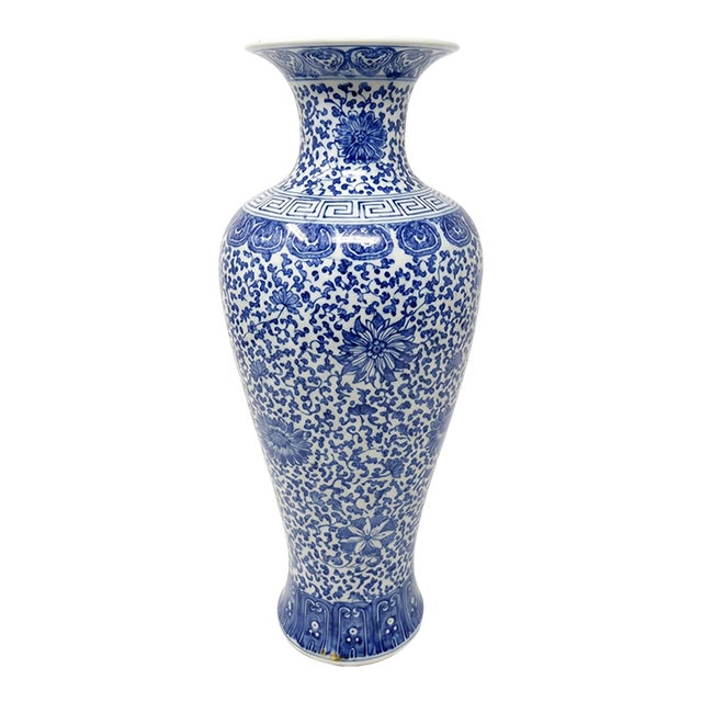 Late 20th Century Large Chinese Blue & White Chinoiserie Porcelain Urn For Sale