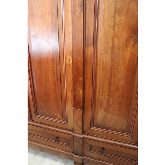Large Antique 19th Century 4-Door Wardrobe in Walnut For Sale - Image 15 of 18