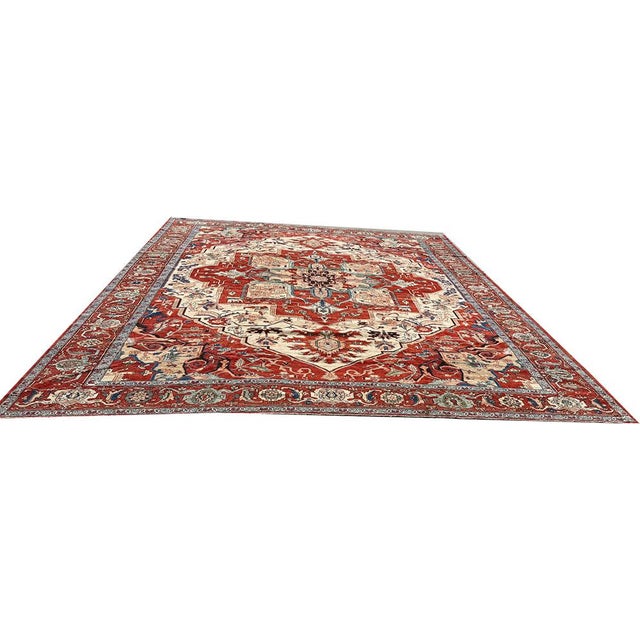 Well, when it comes to geometric pattern for a home or office decoration no other rugs could beat Serapi rugs. Serapi rugs...