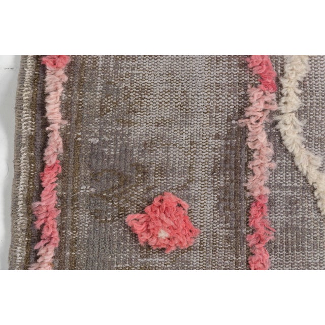 Terra Cotta Eclectic Terracota Star Medallions Vintage Rug For Sale - Image 8 of 10