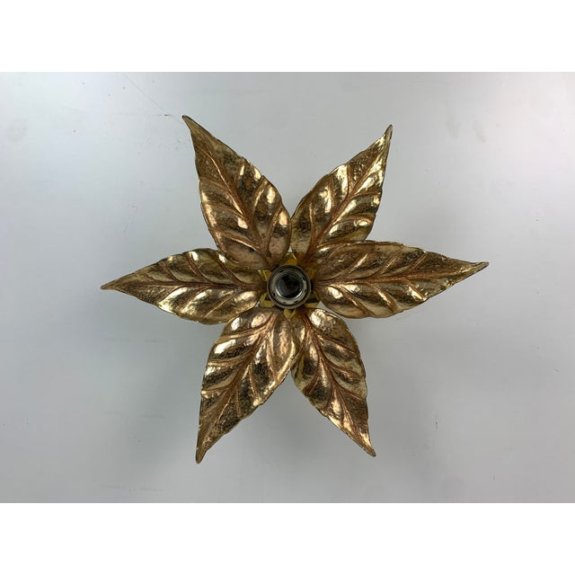 Metal Florentine Brass Floral Wall Sconce by Willy Daro for Massive Lighting, 1970s For Sale - Image 7 of 8