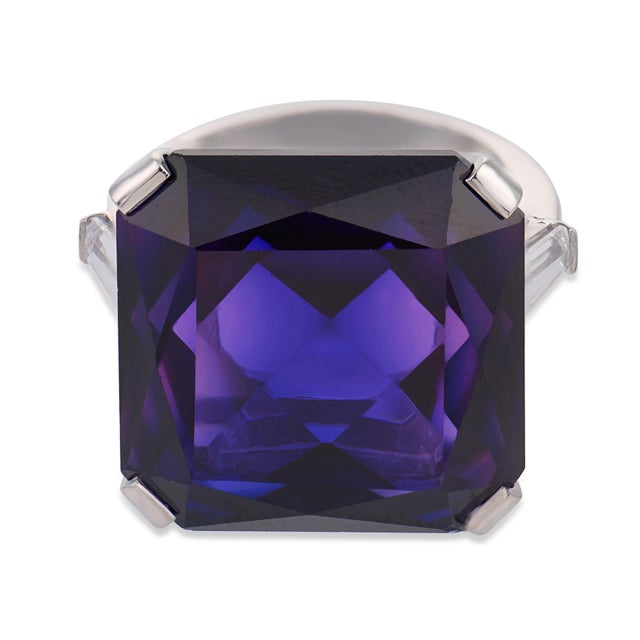 Contemporary Contemporary 36.10 Carat Amethyst Diamond 14k White Gold Ring, Size 5.75 For Sale - Image 3 of 6