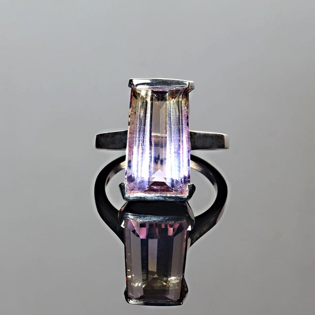 2020s 10 Carat Awesome Ametrine Trapezoid Sterling Silver Ring For Sale - Image 5 of 9