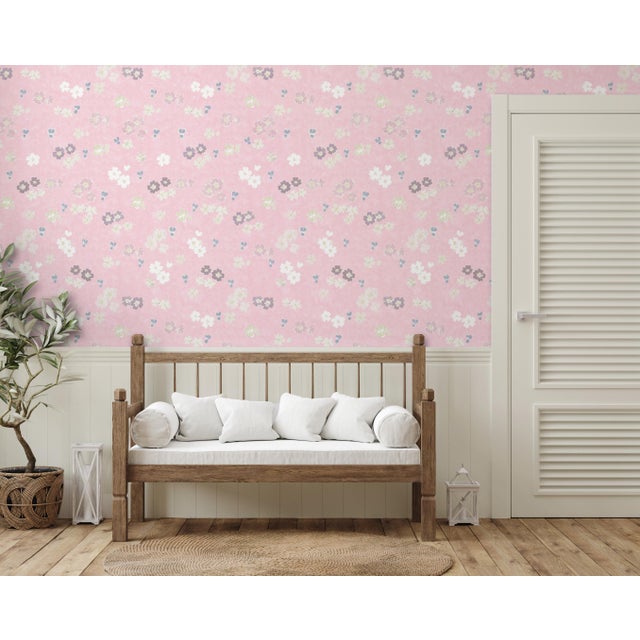 Non-woven fiber-based material with a smooth satin finish. We use the latest digital technology providing the highest...