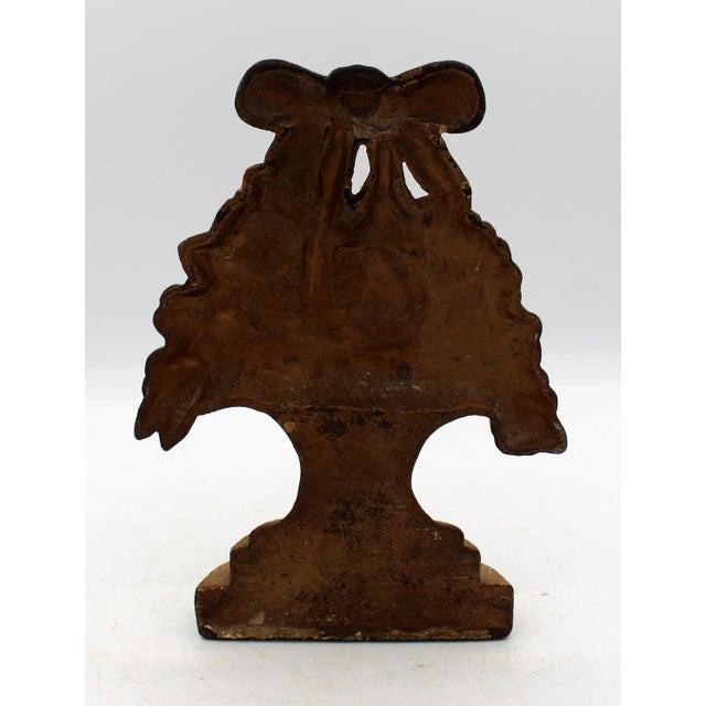 American Late 19th Century Basket of Flowers Cast Iron Doorstop For Sale - Image 3 of 6