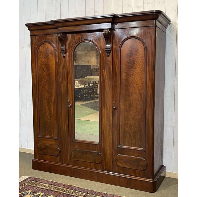 19th Century Victorian Mahogany Wardrobe For Sale - Image 4 of 18