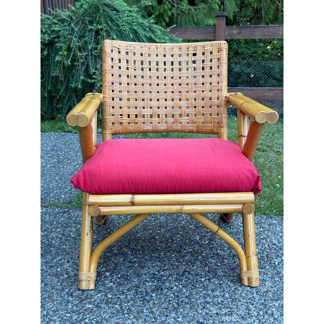 Boho Chic Vintage Mid-Century Modern Rattan Lounge Chair Manufactured by the Company Rattan Art in the Philippines. For Sale - Image 3 of 9