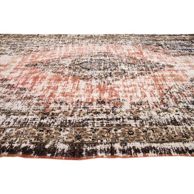 1930s Vintage Mahal Handmade Medallion Motif Rust Distressed Oversize Wool Rug For Sale - Image 5 of 11