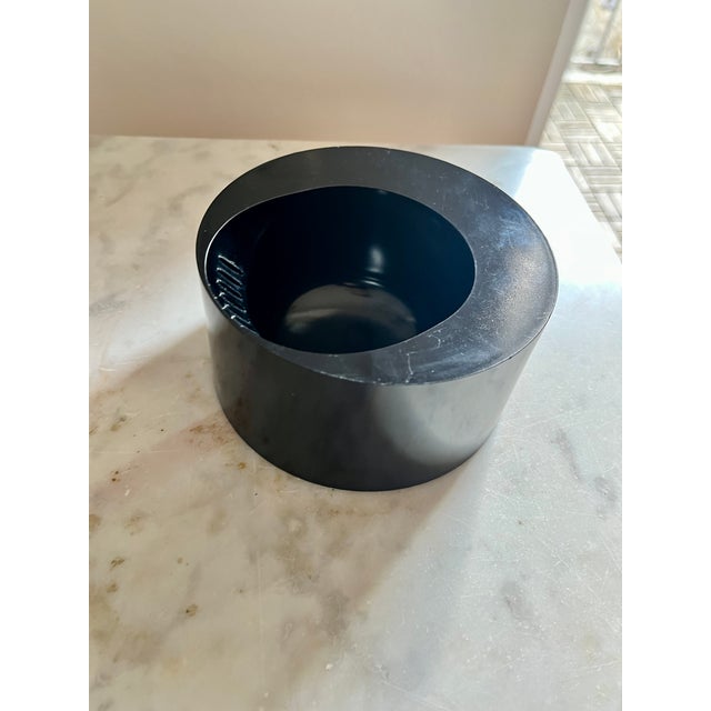 Vintage Italian Modernist Black Borneo Ashtray by Enzo Mari for Danese Milano, 1967 For Sale - Image 6 of 9