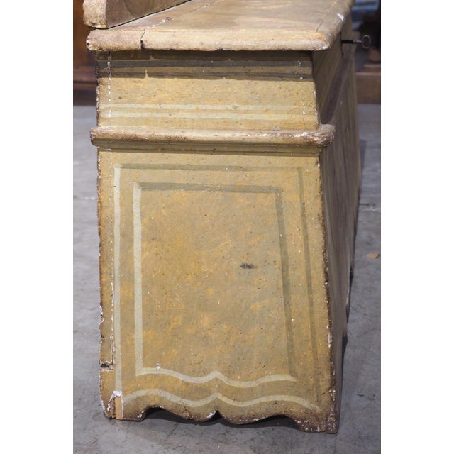 18th Century Painted Armorial Cassapanca Bench From Tuscany, Italy For Sale - Image 14 of 18