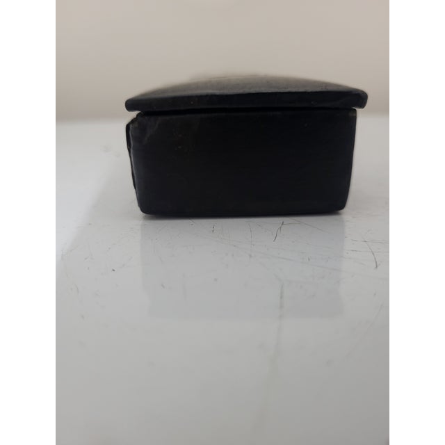 Chinese Hand Painted Gold Wood Female Figural Lacquer Calligraphy Pencil Box For Sale - Image 11 of 11