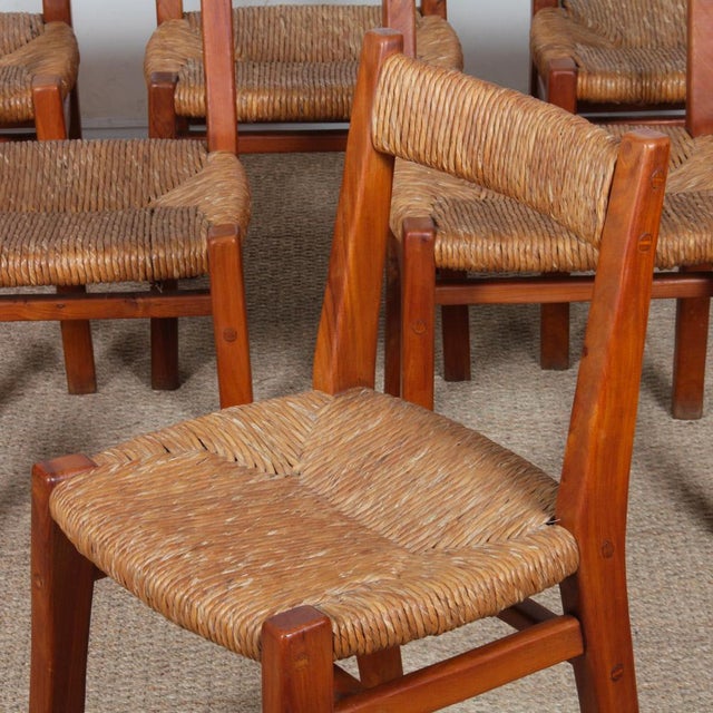 Vintage French Straw-Seated Chairs in Elm, 1950, Set of 6, in Good conditions. Designed 1950 to 1959