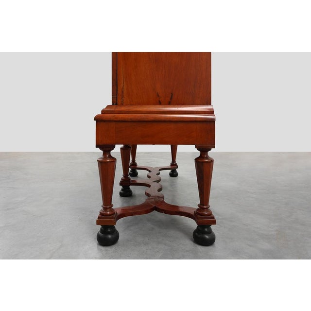 Glass Antique William IV Style Walnut Display Cabinet, United Kingdom, 18th Century For Sale - Image 7 of 18