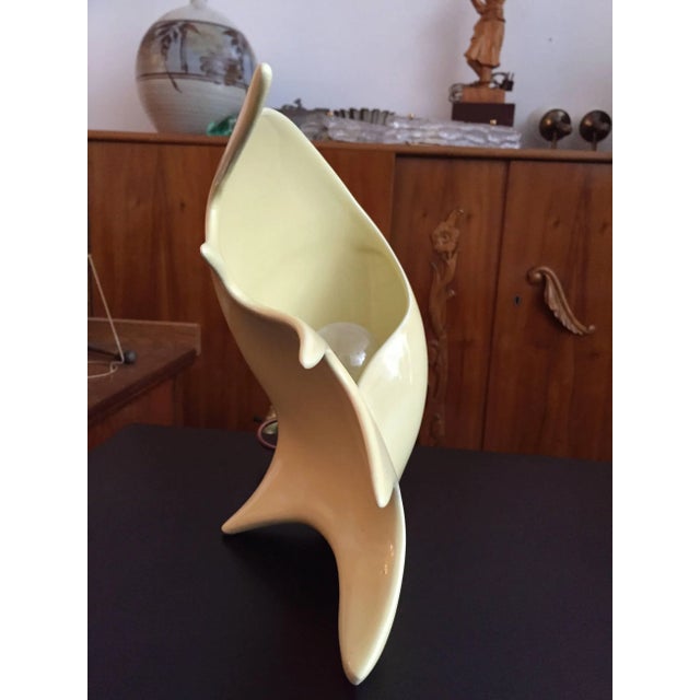 Antonia Campi Italian 1950s Antonia Campi Conchiglia Pottery Lamp For Sale - Image 4 of 7