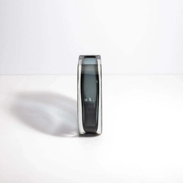 Hand Blown Murano Olive Vase in Grey For Sale - Image 4 of 9