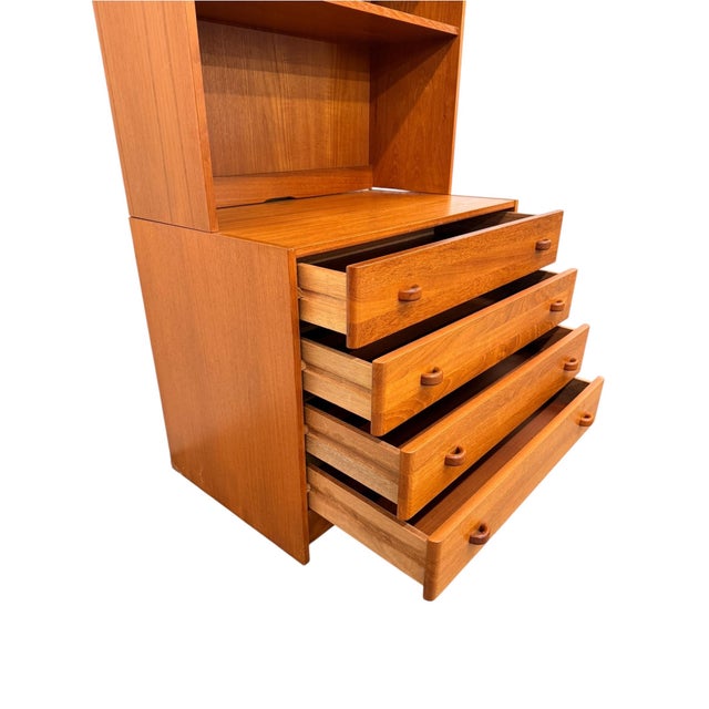 1970s Vintage Danish Modern Domino Møbler 2-Piece Teak Bookcase For Sale - Image 5 of 8