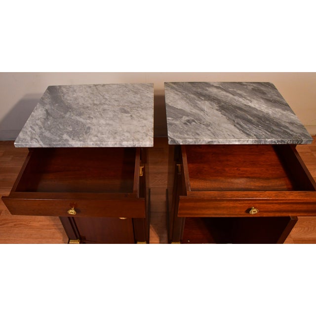 1930s French Empire Mahogany & Marble Top Pair of Nightstands / Bedside Tables For Sale - Image 9 of 18