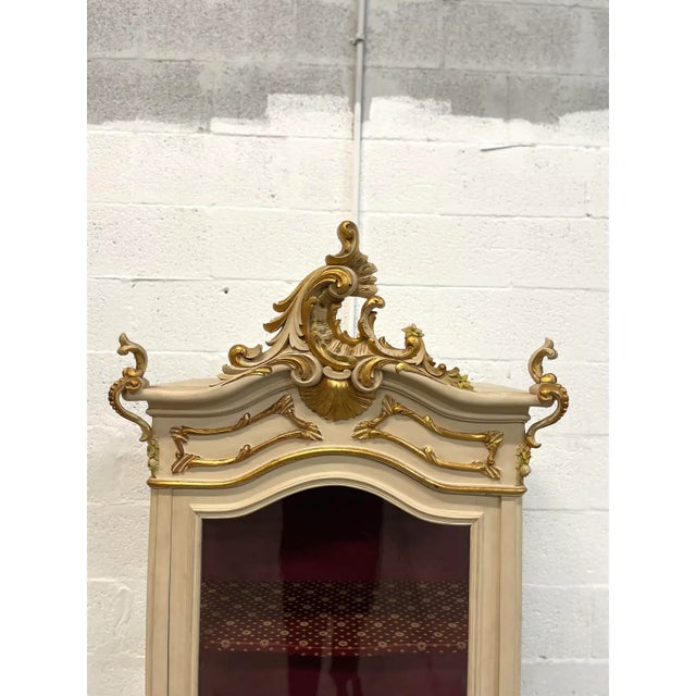 18th Century French Louis XV Period Painted and Gilt Showcase For Sale - Image 14 of 14