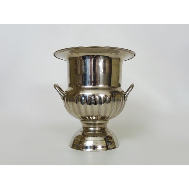 Vintage Medici-Shaped Champagne Bucket in Silver-Plated Metal, 1980s For Sale - Image 4 of 9