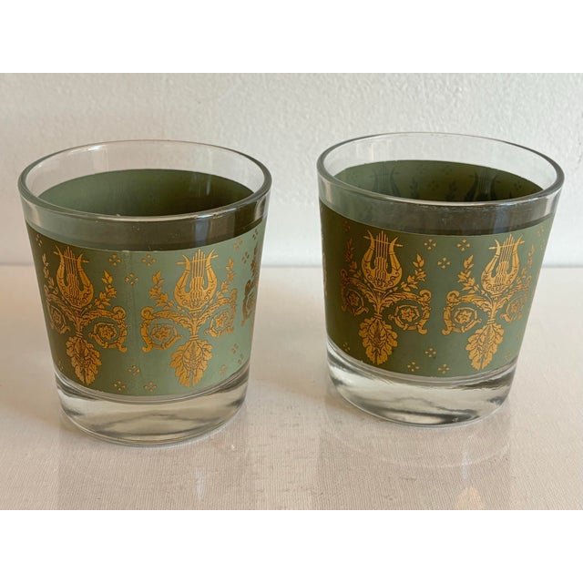 Please see condition details noted. Most items found at Pub & Oasis are vintage and antique in nature which we believe...