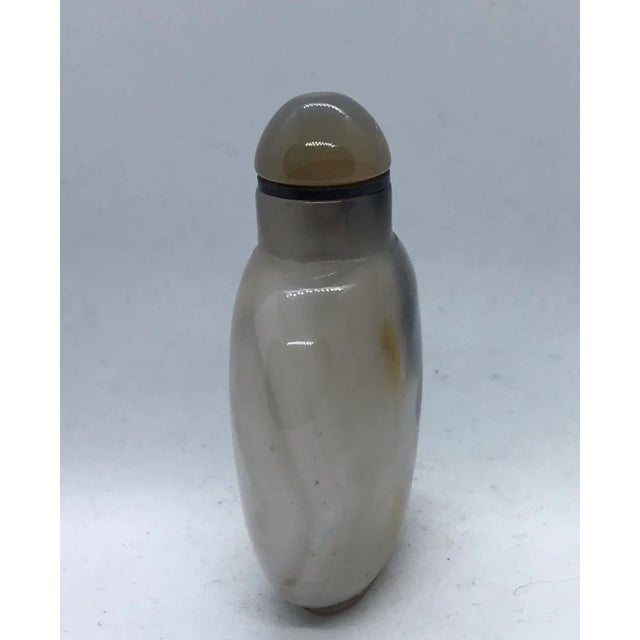 Vintage Shadow Agate Floater Snuff Bottle For Sale - Image 4 of 12