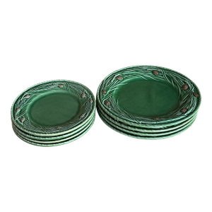 Bordallo Pinheiro Pinecone Holiday Plates