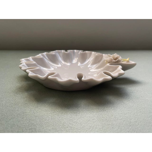 Mid 20th Century Scalloped Edge Trinket Dish For Sale - Image 4 of 10