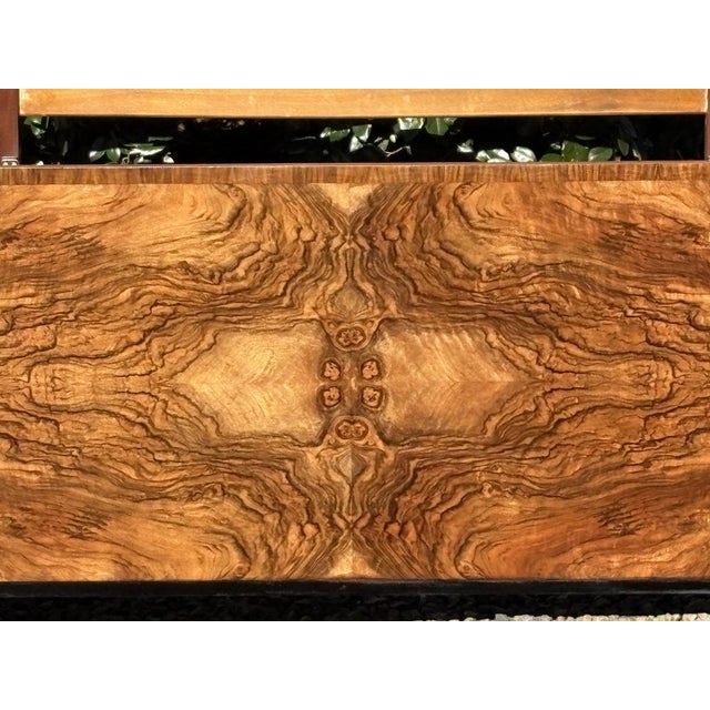 Art Deco Double Bed in Figured Walnut, 1930s For Sale - Image 11 of 14