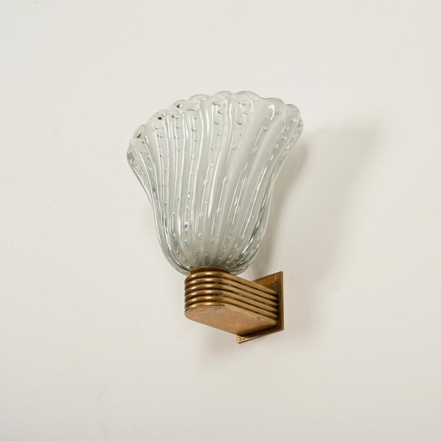 Large Murano Glass and Brass Flower Sconces from Barovier, Italy 1940s, Set of 2 For Sale - Image 3 of 18