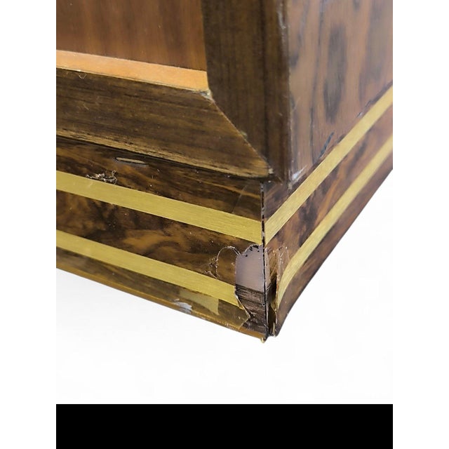 Chest of Drawers in Elm Burl and Brass by Gaggioli, 1970 For Sale - Image 15 of 18