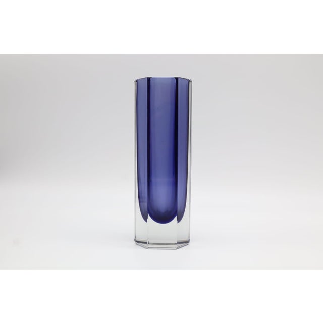 Mid-Century Modern Faceted Murano Sommerso Glass Vase by Flavio Pol, 1960s, in Very Good conditions. Designed 1960 to 1969
