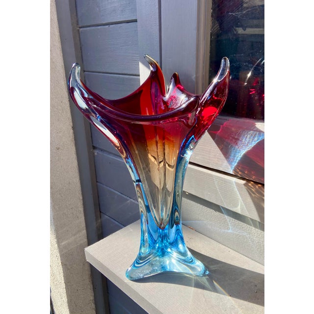 Elegant large-scale sommerso art glass vase, dating from the 1960s–1970s, attributed to Murano production (Italy). This...