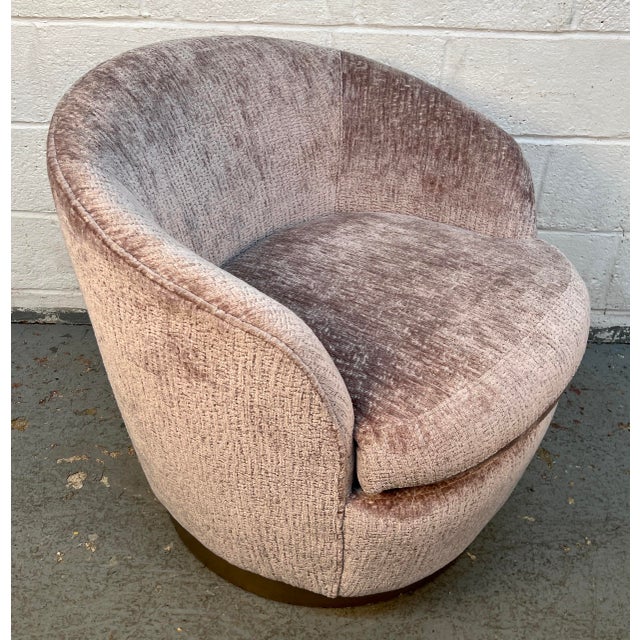 Vintage Modern Barrel Swivel Accent Chair in Blush Textured Velvet For Sale - Image 10 of 12