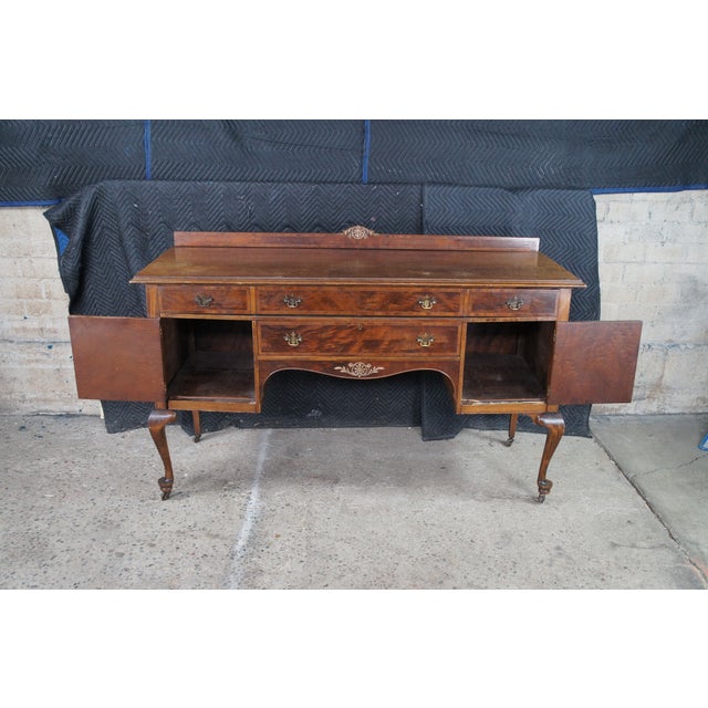 Antique French Country Queen Anne Style Mahogany Burl Buffet Sideboard Server For Sale - Image 13 of 18