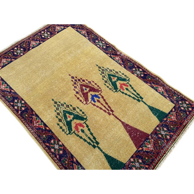 1960s Vintage Gold Turkish Oushak Hand-Knotted Prayer Rug, 03'01 X 04'08 For Sale - Image 5 of 8