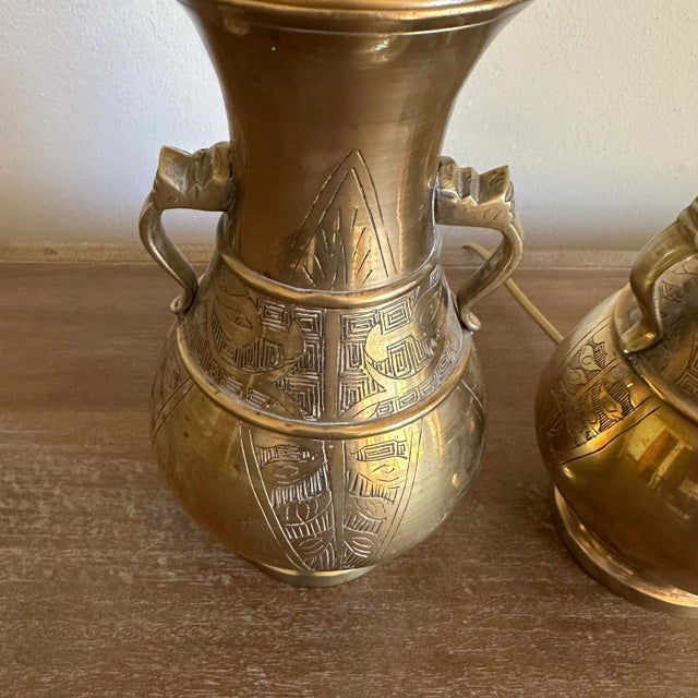 Vintage Chinese Etched Brass Urn Vase Boudoir Lamps - A Pair For Sale In Milwaukee - Image 6 of 10
