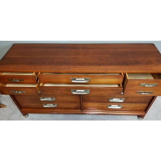 Vintage Willett Fine Furniture Mid Century Modern Solid Cherry Dresser