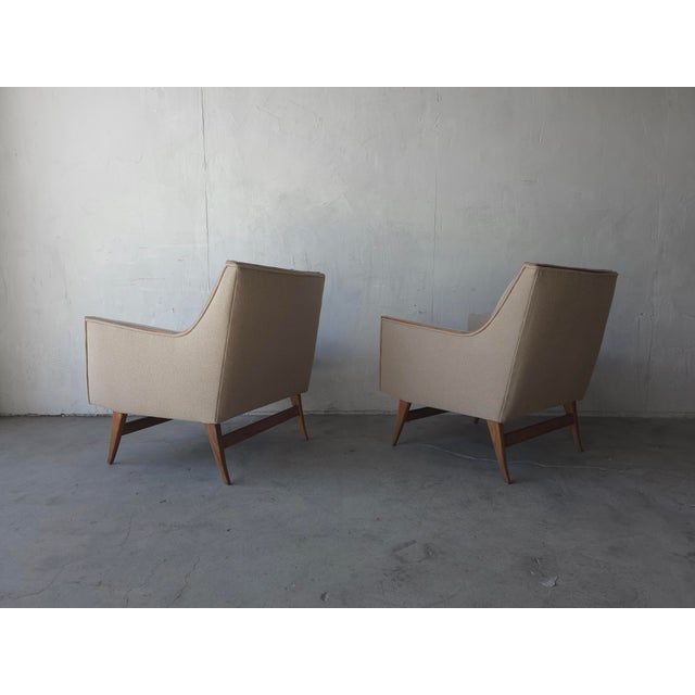 Brown Pair of Mid Century Lounge Chairs by Paul McCobb - Restored For Sale - Image 8 of 12