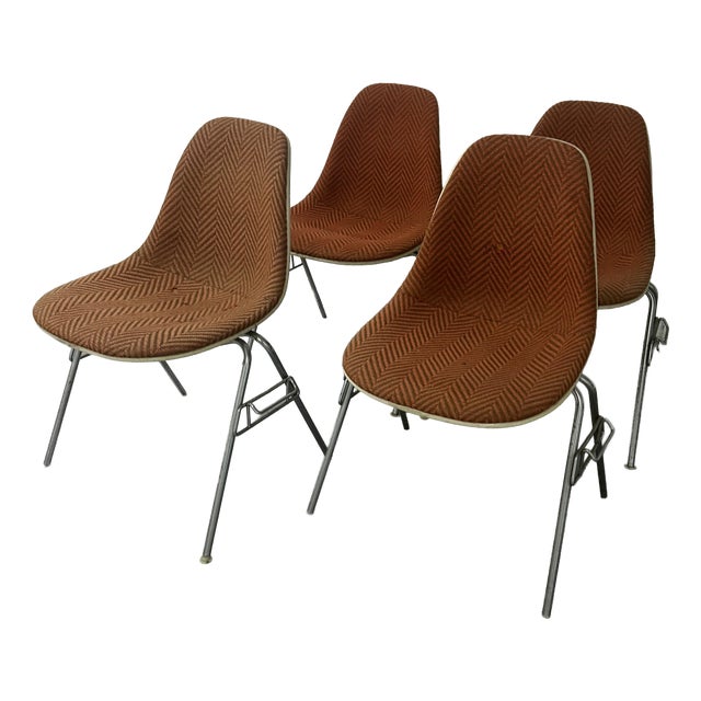 Chairs in Fiberglass by Charles and Ray Eames for Herman Miller, 1980, Set of 4 For Sale
