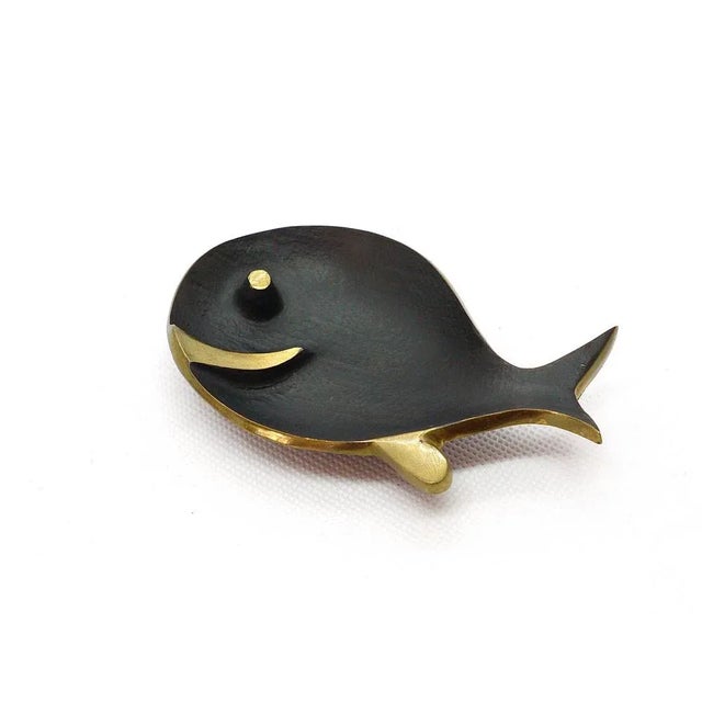 Gold Mid-Century Fish Ashtray in Brass by Walter Bosse for Hertha Baller, 1950s For Sale - Image 8 of 9