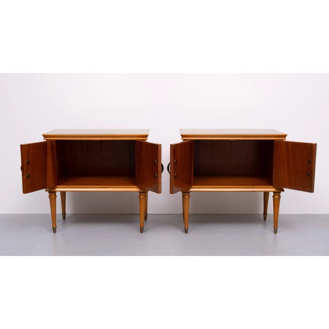 Mid-Century Modern Italian Walnut Nightstands, 1950s, Set of 2 For Sale - Image 3 of 10