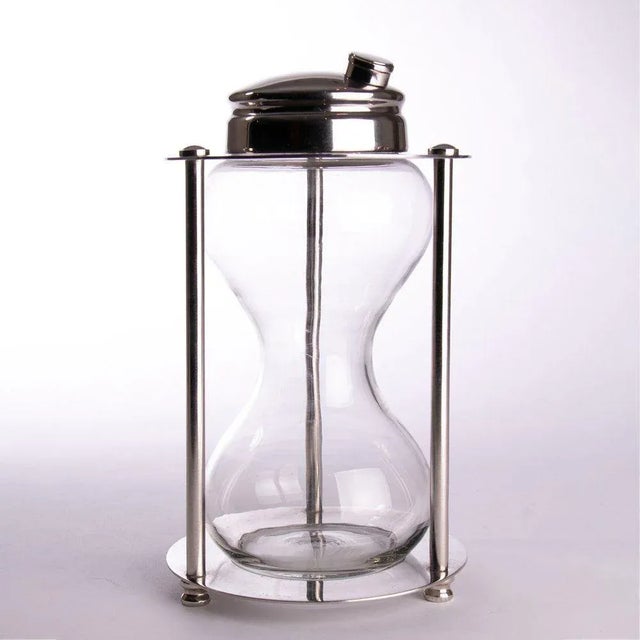Glass Mid-Century Hourglass Cocktail Shaker, USA, 1970s For Sale - Image 7 of 7