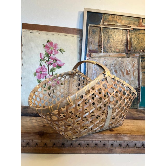 1970s 1970s Vintage Bamboo Woven Basket For Sale - Image 5 of 7