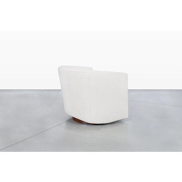 Mid-Century Modern Barrel Walnut Swivel Lounge Chairs After Milo Baughman, 1960s For Sale - Image 11 of 12