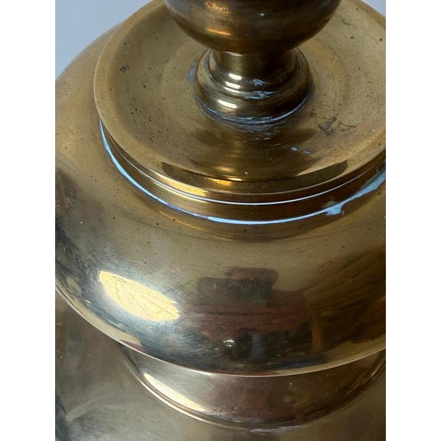 Italian Hollywood Regency Brass Urn Table Lamp, 1970s For Sale - Image 6 of 14