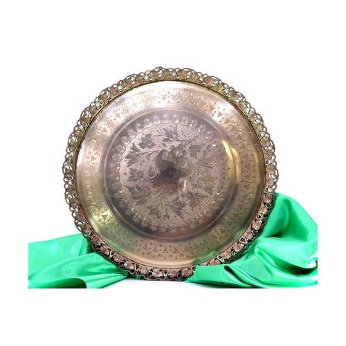 Silver Silver Tray with Leaf-Shaped Rack and Guilloche Engravings For Sale - Image 8 of 8