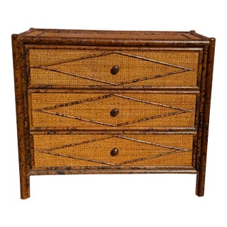 Vintage Burnt Bamboo Split Reed 3 Drawer Chest For Sale